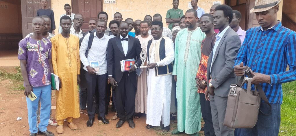 Article : Dr Attié Djouid Djar-Alnabi et Sobdibé Kemaye s&rsquo;entretiennent avec les étudiants du club Littérature  »Plume de Verve » de l&rsquo;université de Ngaoundéré